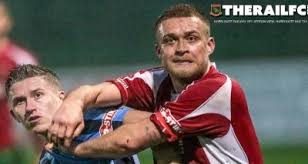 Defender Horne signs for Frickley