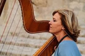 Propose la cura sperimentale a base di plasma iperimmune durante la prima ondata di covid,. Giuliana De Donno Playing For Change