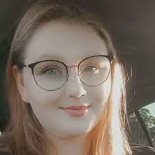 Nora Erwin's Instagram, Twitter & Facebook