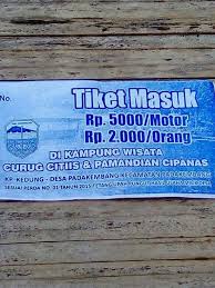 Untuk biaya parkirnya sendiri, kita akan dikenakan sebesar 10 ribu rupiah untuk mobil dan 5 tibu rupiah untuk kendaraan bermotor. Mount Galunggung Tasikmalaya 2021 All You Need To Know Before You Go With Photos Tasikmalaya Indonesia Tripadvisor