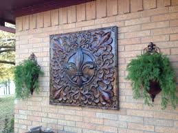 4.7 out of 5 stars 1,326. Interesting Options For Outdoor Wall Decor To Enhance The Exterior Outdoor Wall Decor Large Outdoor Metal Wall Art Outdoor Wall Decor