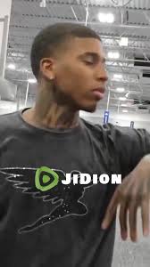 When you ask a random stranger to rate your bars and they give you a look  like 'I've heard better meowing from my cat' 😹🎤 #RapGameWeak  #TikTokRookie #