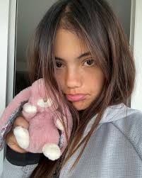 Emma with a cutie pink bunny 🐰💗