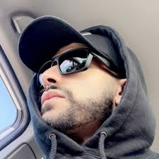 Dennis Pacheco (@dennispachecojr)