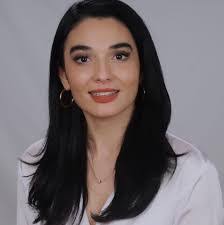 Melissa Puga's Instagram, Twitter & Facebook