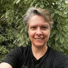 Vicki Renner (@vixploring)