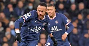 Neymar verballert elfer | dicke blamage für messi und psg. Neymar To Feature For Psg Against Real