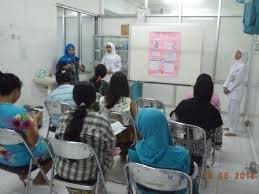 Telinga sebelah kanan (dan kiri) memiliki banyak bagian, dan rasa sakit bisa terjadi di bagian dalam, bagian luar, atau sampai ke kepala atas telinga. Asi Payudara Sebelah Kanan Lebih Pahit Kompasiana Com