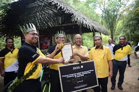 Bagi menyokong usaha kerajaan negeri dalam memulihkan dan merancakkan. Nasib Masyarakat Orang Asli Terus Terbela Inisiatif Kerajaan Negeri Perak Harus Dicontohi