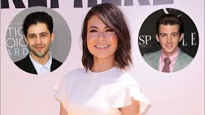 In a surprise reunion, josh peck excitedly got to reunite with his least favorite sister megan. of course, in an opportunity such as this one, the drake & josh's miranda cosgrove didn't shy away from pulling another prank on peck. Miranda Cosgrove Reacts To Josh Peck Drake Bell S Wedding Feud Drama Youtube