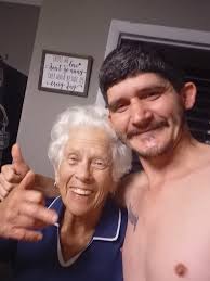 G speak. I think she's having some kind of stroke ... 😆