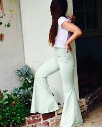 4.2 out of 5 stars. Bellbottom 20 Flare Jeans Style 70s Women Fashion Bell Bottoms