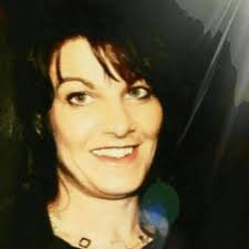 Wir wünschen frohe Weihnachten Ein turbulentes Jahr liegt bald hinter uns  allen, eine wahre Achterbahn. Eines ist gewiss: dieses Jahr bleibt  unvergessen! Mit all den schönen Momenten, der Hoffnung und natürlich auch