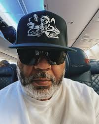 RestInMusicalVibes #TheMaster #Vibe #Producer #Legend #Neva4Gotten  @royayerssunshine #UBBRemembers #502 #BoogieBqck #UBBClassic #HipHopClassic  🕊️🙏🏽🎼👑😢