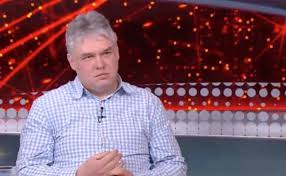 Elegáns fricskát dobott karácsony gergely mai „inges posztjában az ellene acsarkodóknak. Karacsony Gergely Csaladja A Fideszre Szavaz Borsonline