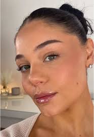 Silly George Lashes Vs Extentions