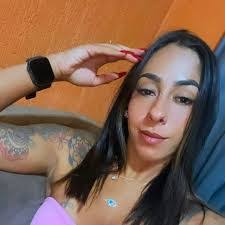 Laura Leal's Instagram, Twitter & Facebook