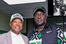 🔴 𝗝𝗨𝗦𝗧 𝗜𝗡‼️ Jacob Zuma fires former EFF MP, Dr Khanyisile Litchfield Tshabalala and Pumlani Kubukeli from MKP Kubukeli is facing his own criminal challenges. Litchfield Tshabalala was serving with John Hlophe