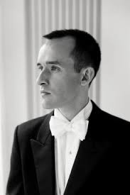 Graham Ross Songs, Albums, Reviews, Bio & More...