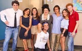Quelli dell'intervallo e' una situation comedy italiana trasmessa da disney channel italia. Quelli Dell Intervallo Cafe Episodi Trama E Cast Tv Sorrisi E Canzoni