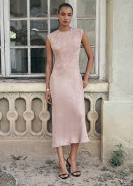 Ayşe elbi am i was guided to the suite and Nana was there