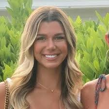 Elise Swanson's Instagram, Twitter & Facebook