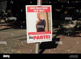 Wahlplakat DIE PARTEI Stockfotografie - Alamy