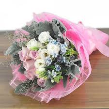 Kenya Pink Roses And White Lisanthum Are An Exquisite Combination This 5 Stalks Kenya Pink Roses Order Flowers Online Flowers Singapore Online Flower Delivery