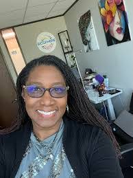 Fredricka Thomas's Instagram, Twitter & Facebook