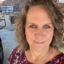 Susan Tyree's Instagram, Twitter & Facebook