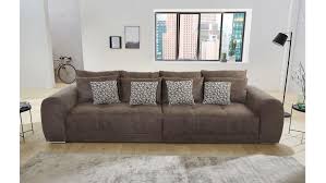 Sie werden neidvolle blicke erhaschen, lädt ein solches megasofa doch geradewegs. Big Sofa Moldau Xxl Couch In Microfaser Braun Mit Kissen