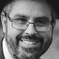 The Blogs: The Art of Dressing for an Israeli Wedding