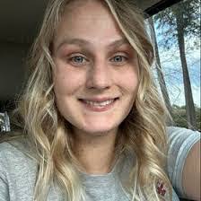 Tiffany Sills's Instagram, Twitter & Facebook