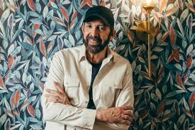 Juan Luis Guerra Talks His New EP 'Radio Güira' and Latin Grammy Nods