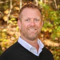 Robert Larocque's Instagram, Twitter & Facebook