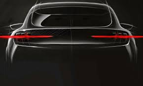 This electric suv accelerates eagerly and handles well, making it much more fun to drive than many. Ford Mach E Das Mustang Elektro Suv Kommt 2021