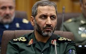 ببینید | لحظاتی از وداع سردار سید مجید موسوی، فرمانده هوافضای سپاه با رهبر شهید