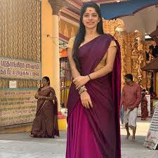 Pin On Divhya Bharthi Check out the list of all divya bharathi movies along with photos, videos, biography and birthday. pin on divhya bharthi