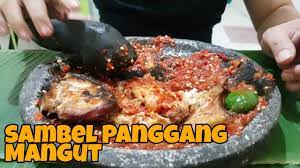 Sambal goreng krecek merupakan salah satu lauk wajib untuk menemani gudeg jogja. Sambal Ikan Panggang Sekali