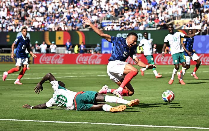 Why didn't VAR award France a penalty for trip on Mbappe in World Cup clash  with Senegal? | The Independent