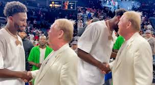VIDEO: Raiders Owner Mark Davis Confirmed To Everyone That Vegas Is  Drafting Colorado QB Shedeur Sanders