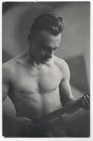 Chief pilecki implemented much of the changes that occurred to boston marathon security in wellesley following the 2013 boston bombings. Witold Pilecki Witold Pilecki Z Szabla Walka O Granice Wschodnie Facebook