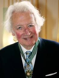 Hugh Thomas, historian whose 'Spanish Civil War' was smuggled across  borders, dies at 85