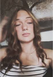 Lacey Knapp's Instagram, Twitter & Facebook