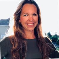 Beth Nye's Instagram, Twitter & Facebook