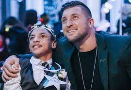 Following a brief nfl career, he turned to professional baseball. Tim Tebow Official Website The Online Home Of Tim Tebow