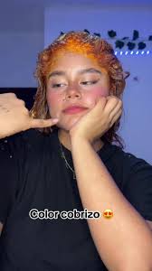 Tono De Cabello De Salma Silva