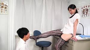 MGMQ-146 年下M男クン喰い誘惑若妻は変態夫に逆調教されたアナル責め好き痴女 藤咲紫 - EPORNER