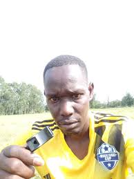 Bakbakan tonight for our 32 players at our OPTCG Flagship Tournament!  Champion gets the much awaited SERIALIZED FLAGSHIP ZORO!!! Good luck mga  bro ☝️💯