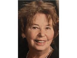 Joanne Lowell's Instagram, Twitter & Facebook